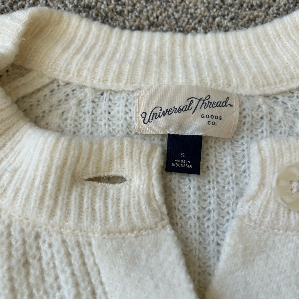 Pair of Universal Thread sweaters Cream cardi/Brown cropped crewneck - Picture 7 of 9